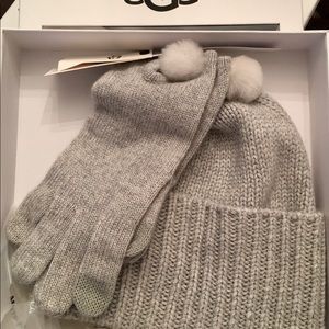 UGG Hat & Gloves, New, gray or black. Each $50